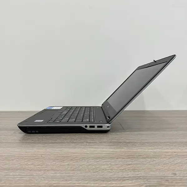 Cho thuê laptop Dell Latitude E6440 Core i5-4300M, Ram 8GB, SSD 240GB, LCD 14″ HD / Win 10