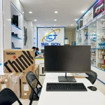 PC ThinkCentre neo 30a 27 Gen 4 RPL-P AIO Core I7-13620H, Ram 16GB, SSD 512GB, WF+BT, 27 inch FHD, Win 11H 12JU001GVN