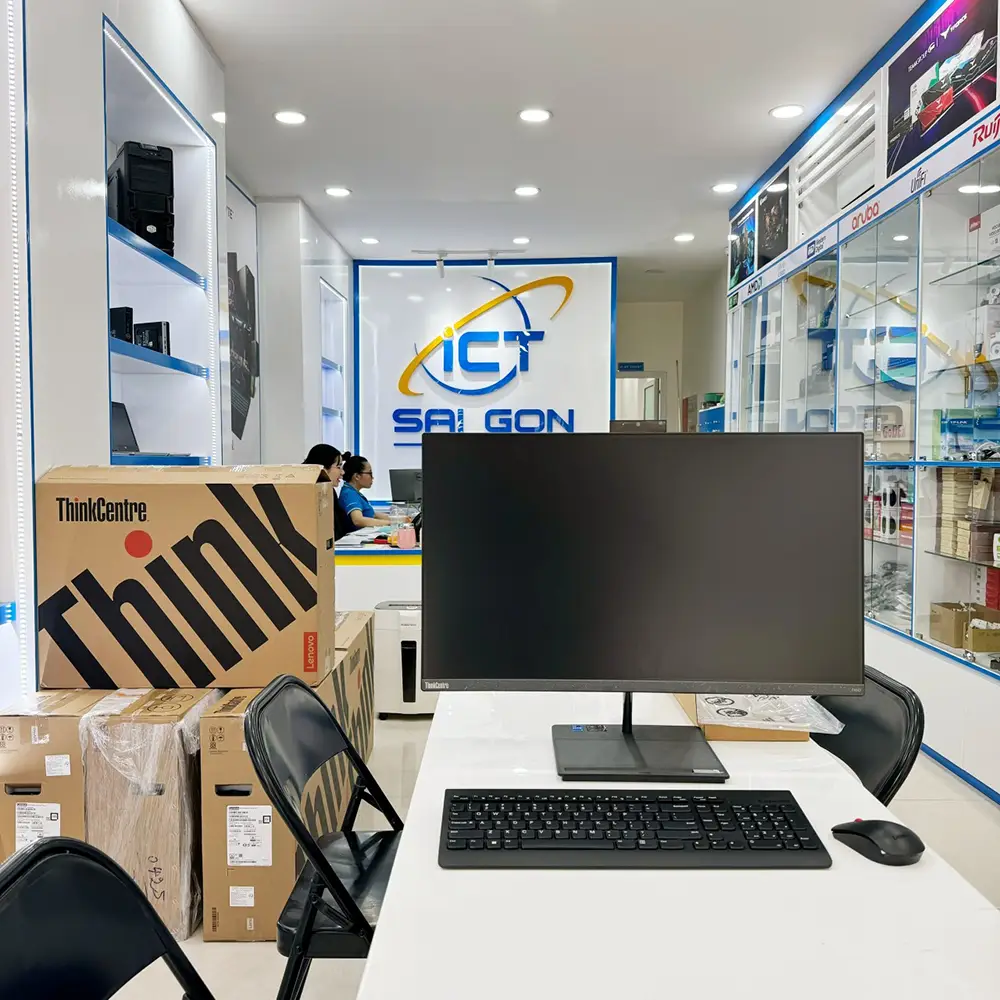 PC ThinkCentre neo 30a 27 Gen 4 RPL-P AIO Core I7-13620H, Ram 16GB, SSD 512GB, WF+BT, 27 inch FHD, Win 11H 12JU001GVN