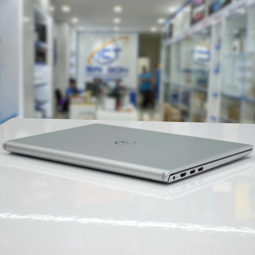 Laptop Dell Inspiron 15 3530 i3-1305U, RAM 8GB DDR4, SSD 512GB NVMe, Màn hình 15.6" FHD