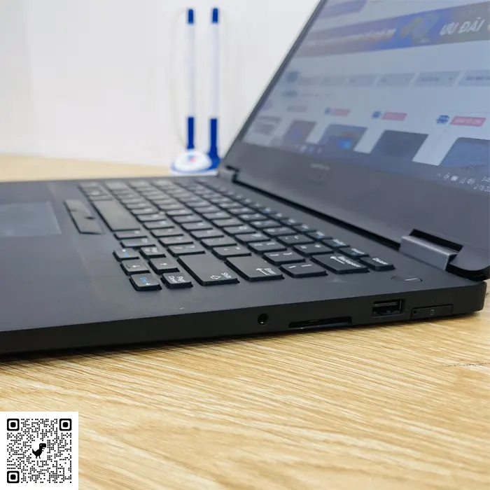 Laptop Dell Latitude 7470 i5 6300U, Ram 8GB, SSD 240G, Màn hình 14" HD, Win 10